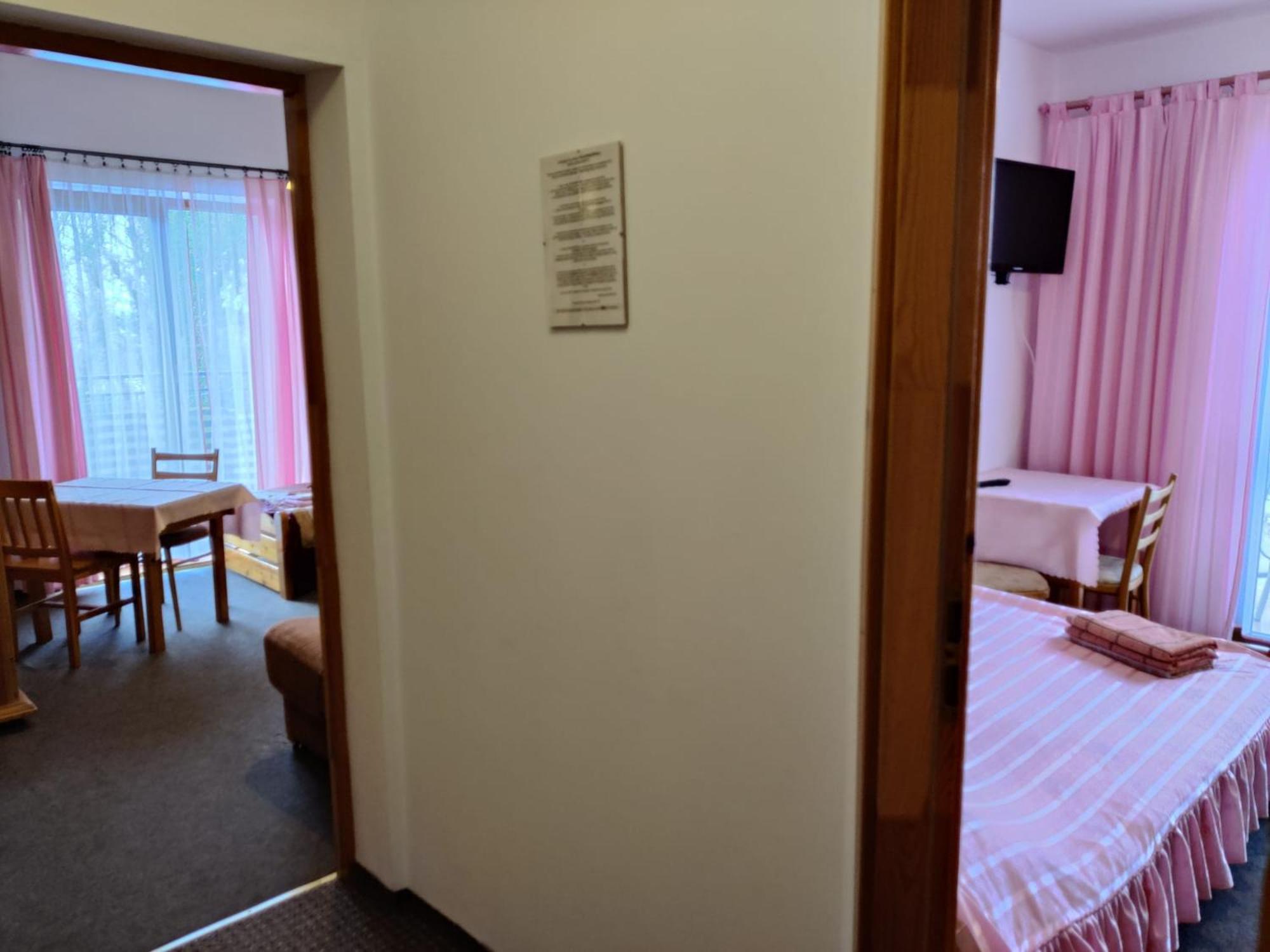 Wojterowka Apartment Dziwnow Luaran gambar